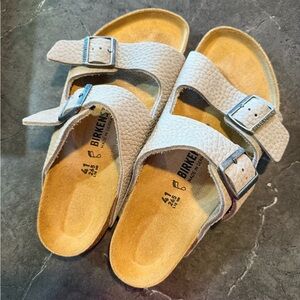 Birkenstock Arizona Desert Buck Whale Gray Sandals